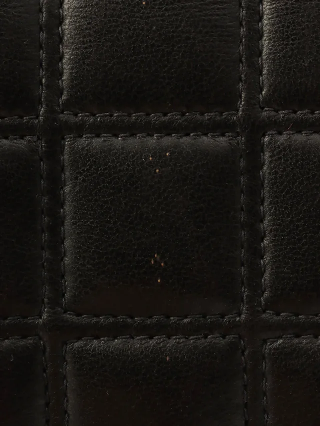 Chanel Around 2000 produced Chocolate Bar 2.55 CC Mark Chain Bag Black from VINTAGE QOO TOKYO, photo 16 of 17