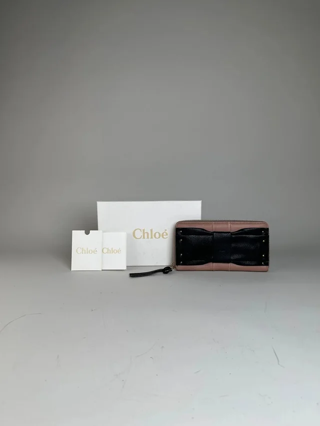 Chloé Vintage Leather Wallet Black Blush Pink Gold-Tone in black Leather from Grailed