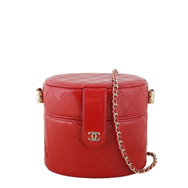 Chanel Vanity Case Chain Bag Mini in Patent leather from Luxe.It.Fwd