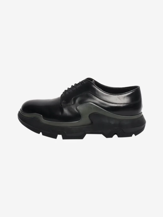 Prada Black platform brogues - EU 39.5 in Black Leather from Sign of the Times