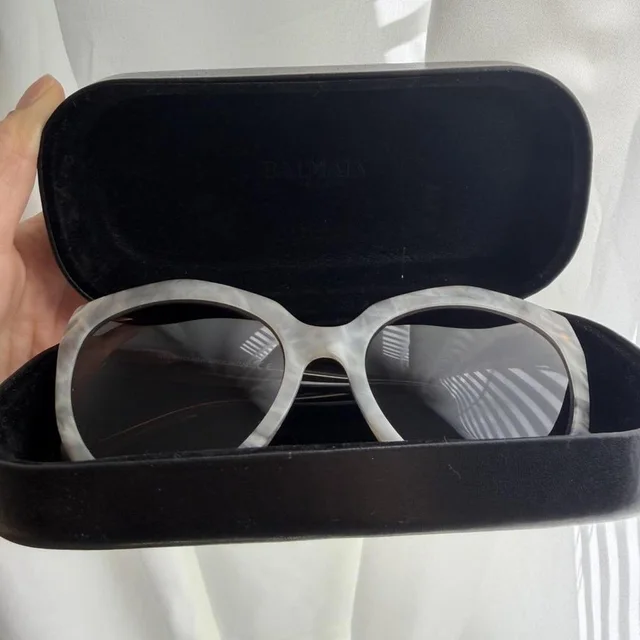 Balenciaga Women's Square Sunglasses - White/Silver in silver|gray|white from Depop, photo 1 of 1