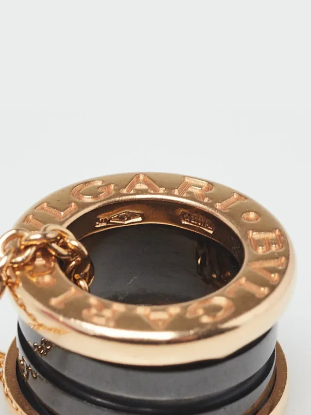 Bvlgari 18k Rose Gold and Black Ceramic B.Zero1 Pendant Necklace in Black Ceramic from Yoogis, photo 7 of 8