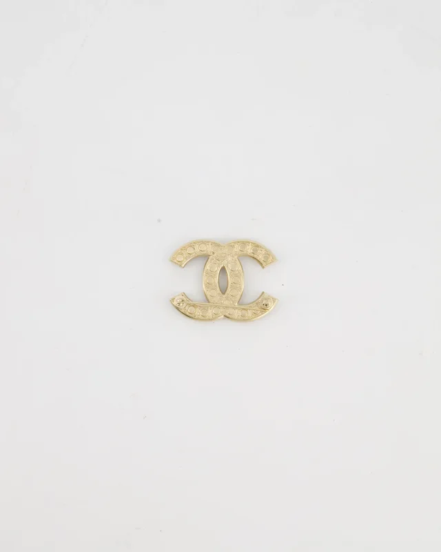 Chanel Champagne Gold CC Brooch with Embellished Pearls Detail in Gold from Sellier, photo 10 of 10