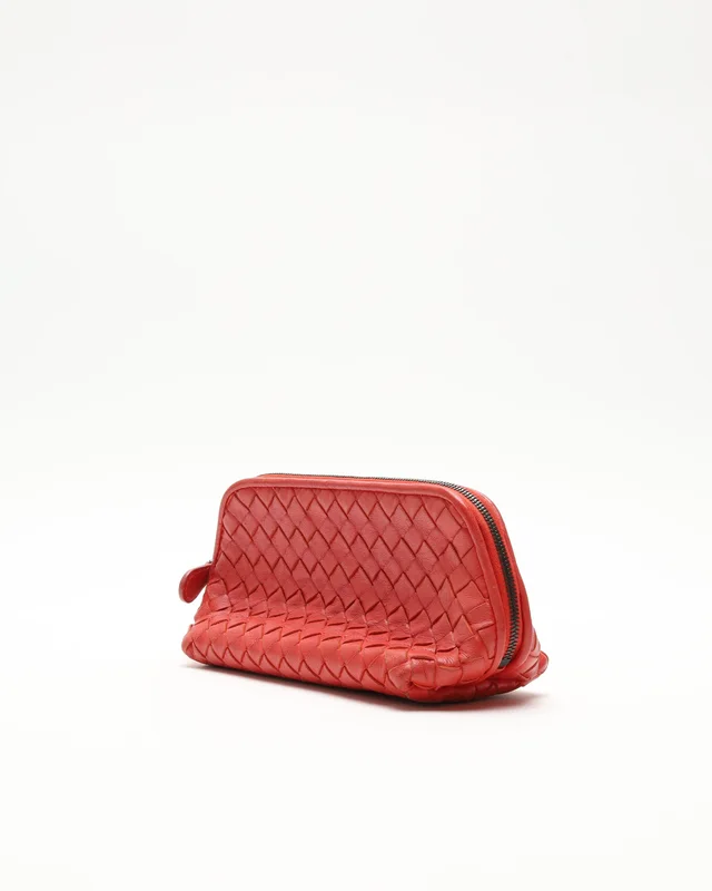 Bottega Veneta Intrecciato Leather Toiletry Pouch in Woven leather from A Retro Tale, photo 3 of 5