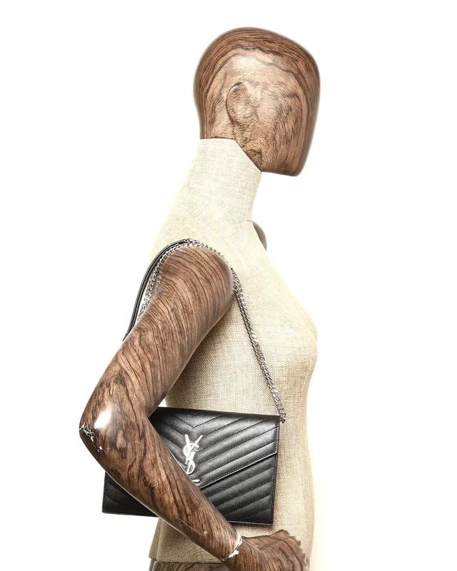 Saint Laurent Cassandre Wallet on Chain Bag in Leather from A Retro Tale, photo 7 of 7
