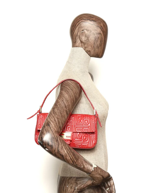 Fendi Baguette Bag in Leather from A Retro Tale, photo 7 of 7