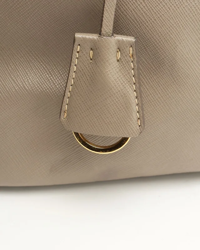 Prada Small Saffiano Lux Double-Zip Galleria Tote Bag in Saffiano leather from A Retro Tale, photo 6 of 11