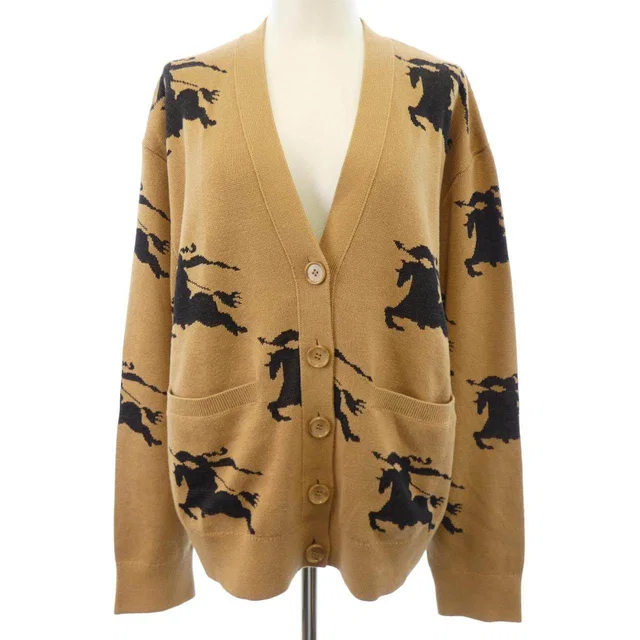 Burberry Tops & shirts from LuxUness