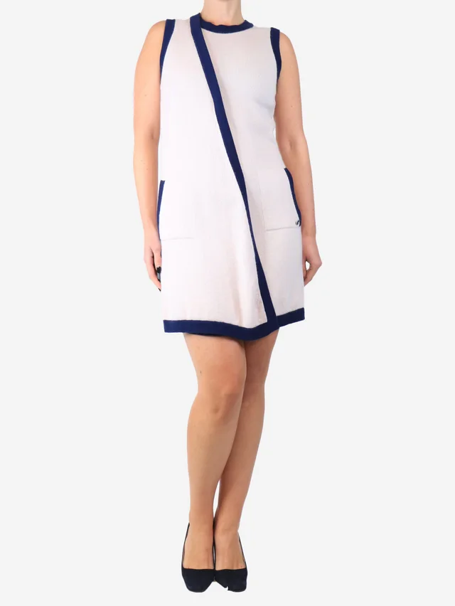 Chanel Light pink sleeveless cashmere dress - size UK 12 in Pink Cashmere from Sign of the Times