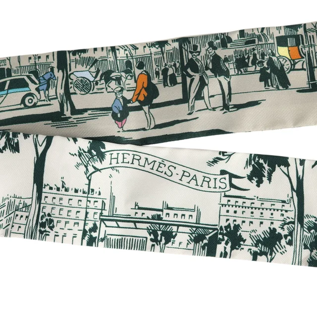 Hermès "A l'Ombre des Boulevards" Blanc, Vert, Gris Silk Twilly Pair in White Silk from Madison Avenue Couture, photo 2 of 2