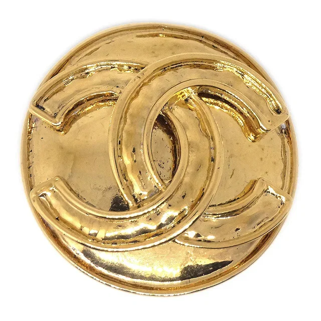 Chanel Medallion Brooch Pin Gold 94P in Gold from AMORE Vintage Tokyo