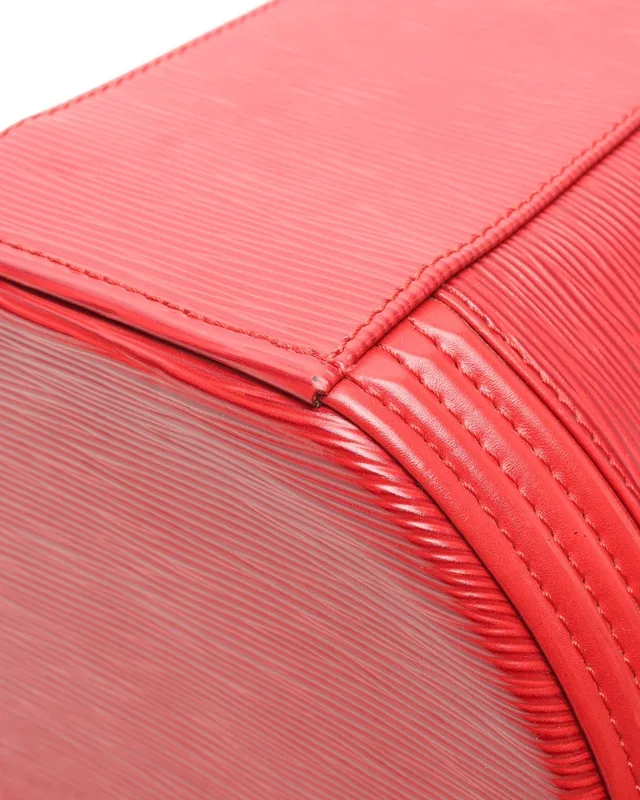 Louis Vuitton Cannes Epi Handbag in Leather from A Retro Tale, photo 6 of 7