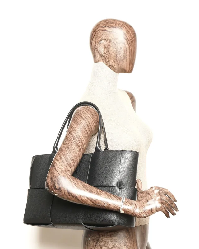 Bottega Veneta Medium Arco Bag in Suede from A Retro Tale, photo 7 of 7