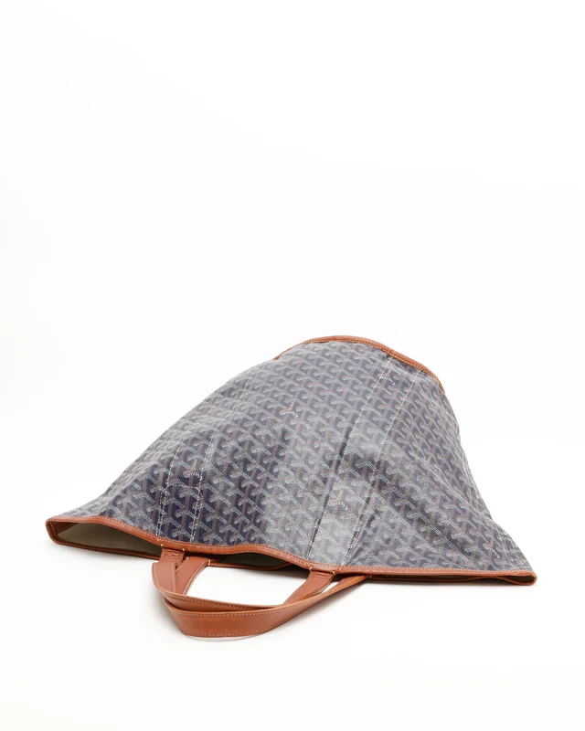 Goyard Belharra Tote Bag in Canvas from A Retro Tale, photo 5 of 11