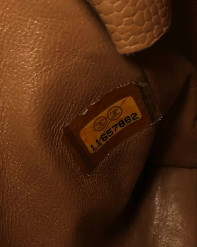 Chanel CC Caviar Camera Bag in Caviar leather from A Retro Tale, photo 11 of 12