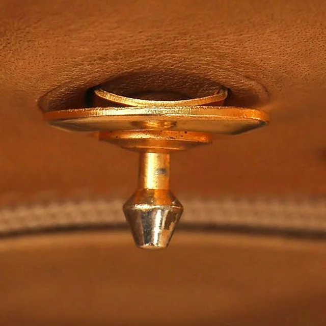 Chanel CC Chain Tote Bag in Leather from A Retro Tale, photo 10 of 15