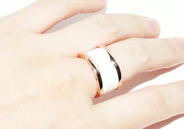 Bvlgari 18K Pink Gold x White Ceramic B.zero1 Ring 4 Band 346518 Size 13 in White Ceramic from LuxUness, photo 5 of 5