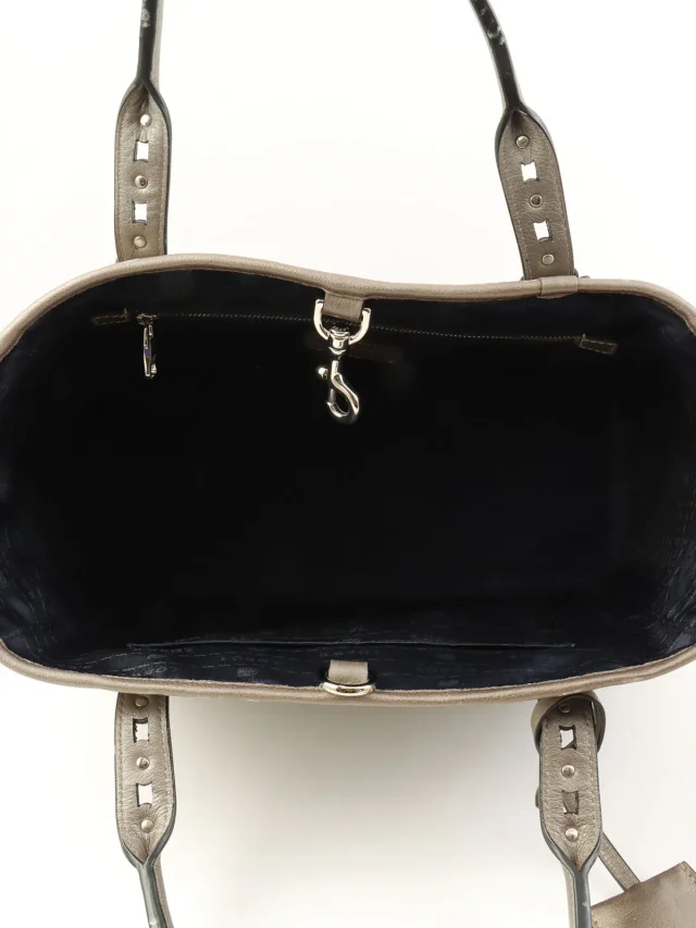 Loewe Heritage Bronze in Leather from VINTAGE QOO TOKYO, photo 5 of 19