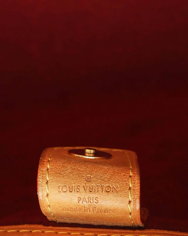 Louis Vuitton Murakami Judy MM Bag in Canvas from A Retro Tale, photo 12 of 13