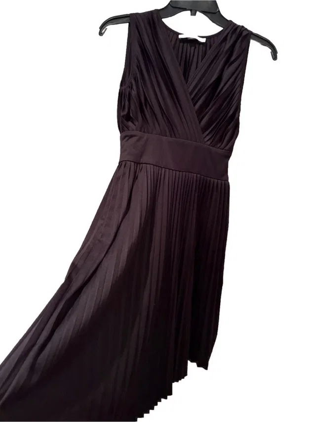 REDValentino Sleeveless Pleated Midi Dress Women’s Size 38 Xs in black from Poshmark