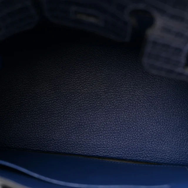 Hermès Taurillon Novillo Matte Alligator Birkin Touch 25 Bleu Saphir Marine in Navy Crocodile from FASHIONPHILE, photo 5 of 12