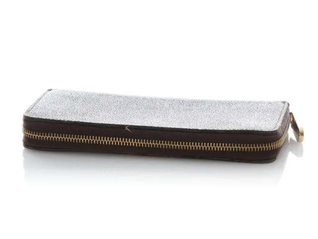 Louis Vuitton Monogram Zippy Wallet in Caviar leather from Ann's Fabulous Finds, photo 7 of 9
