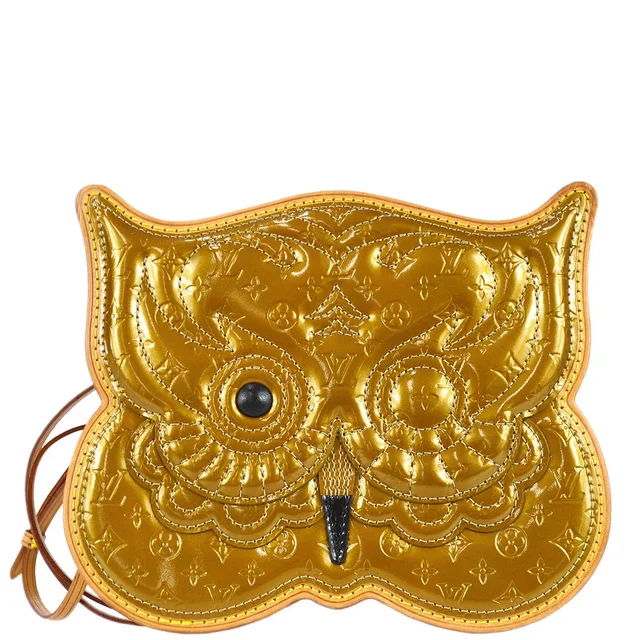 Louis Vuitton 2002 Vernis Conte De Fees Pochette Owl M92268 in Patent leather from AMORE Vintage Tokyo