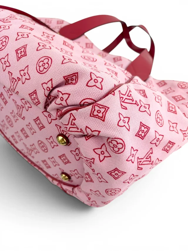 Louis Vuitton Ipanema Reversible Tote in Pink from Season 2 Consign, photo 2 of 2