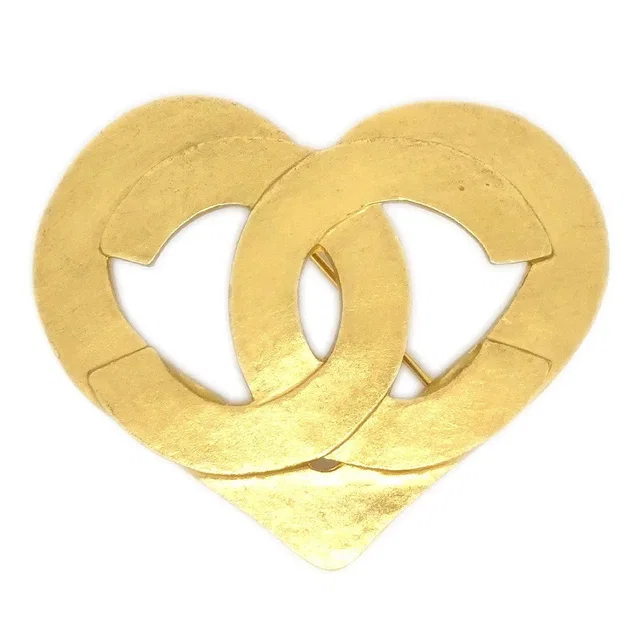 Chanel 1995 Heart Brooch from AMORE Vintage Tokyo