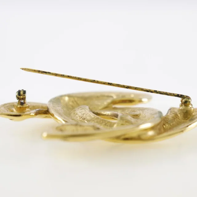 Chanel Coco Mark Brooch Gold Plated in Gold Gold-plated metal from LuxUness, photo 4 of 8