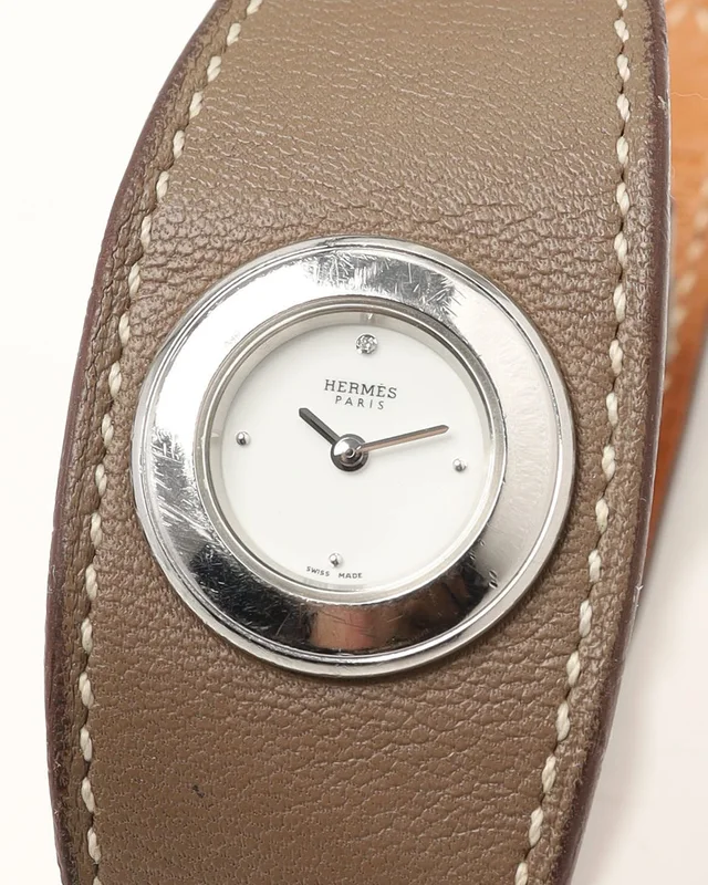 Hermès Faubourg Manchette 19mm Ref FG2.110 Rare Watch in Leather from A Retro Tale, photo 2 of 7