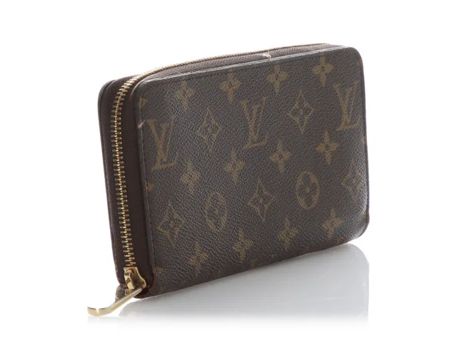 Louis Vuitton Monogram Zippy Wallet in Caviar leather from Ann's Fabulous Finds, photo 5 of 9