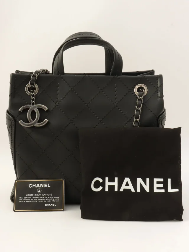 Chanel Wild Stitch 2-way Tote Bag, Black, manufactured around 2015 in Black Leather from VINTAGE QOO TOKYO, photo 12 of 12