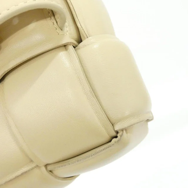 Bottega Veneta Lamb Waist Bag in Leather from LuxUness, photo 2 of 2