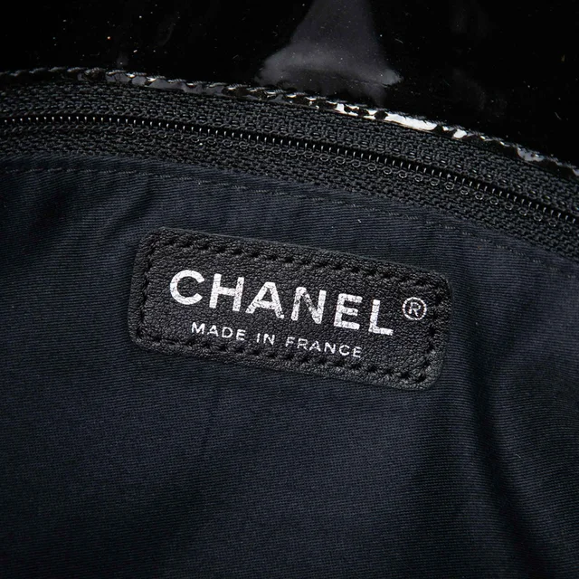 Chanel Shopping Tote Large Patent Black in Black Patent leather from SACLÀB, photo 5 of 6