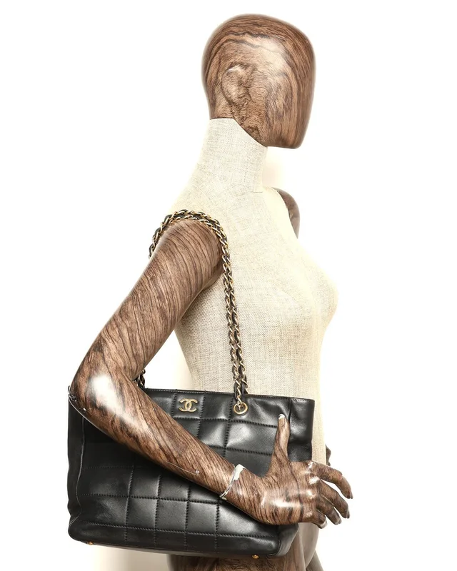 Chanel Chocolate Bar Tote Bag in Brown Leather from A Retro Tale, photo 10 of 10