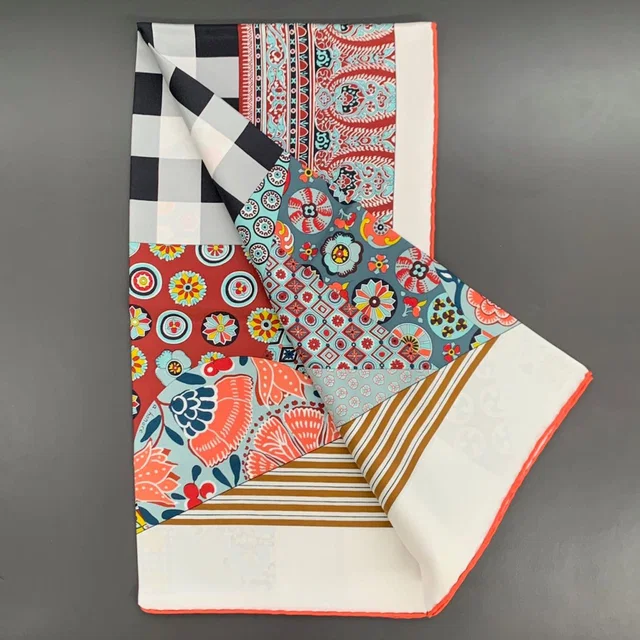 Hermès Carré 90 Scarf Art du Sarasa in Silk from Luxury Promise