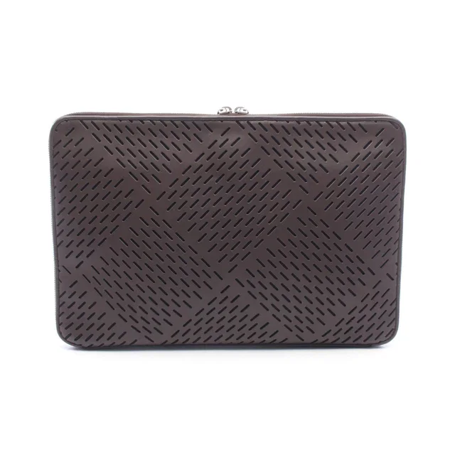 Bottega Veneta Leather Clutch Bag in Leather from LuxUness