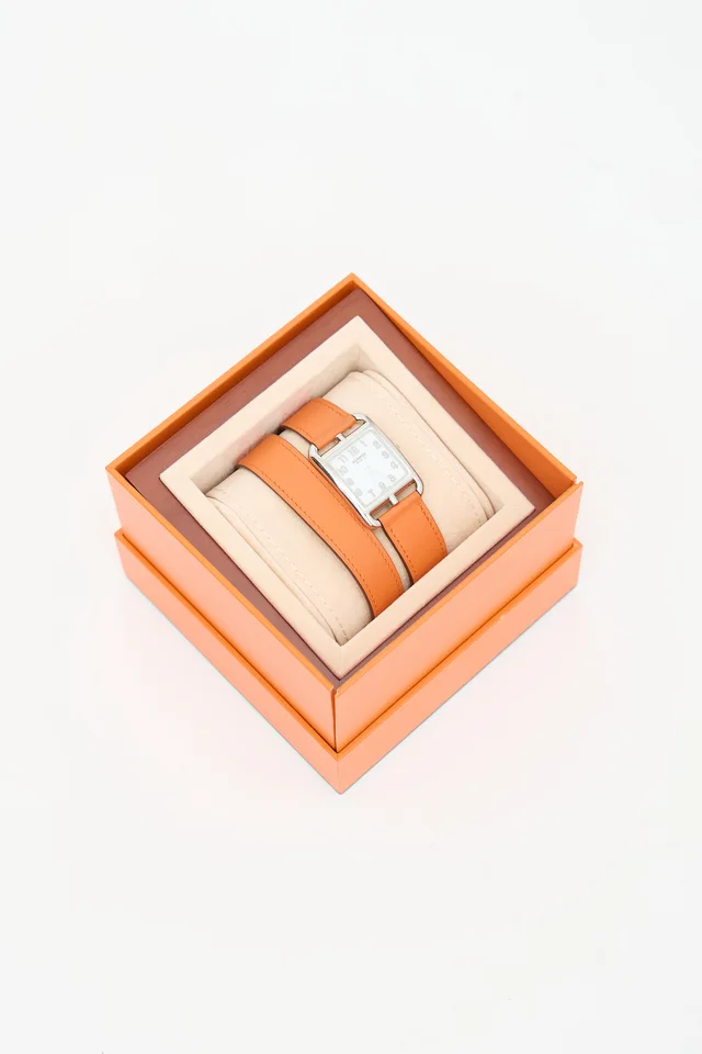 Hermès 2017 Orange H Swift & Stainless Steel Cape Cod Watch in Orange Swift leather from VSP Consignment, photo 2 of 2