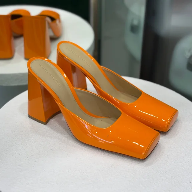 Bottega Veneta Supergloss Pumps Size 40 in Patent leather from Revivre Luxury Consignment