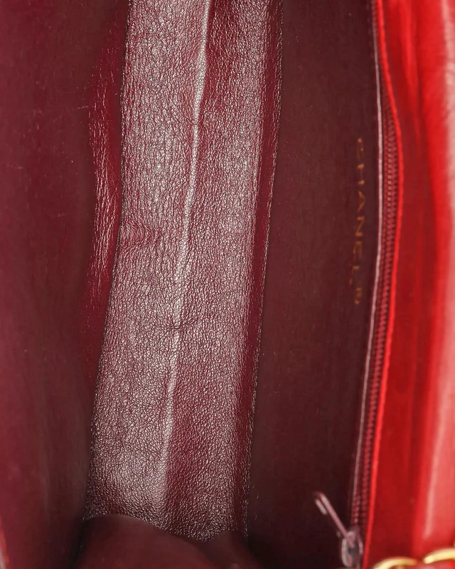 Chanel Lambskin Quilted CC Shoulder Bag in Lambskin from A Retro Tale, photo 9 of 11