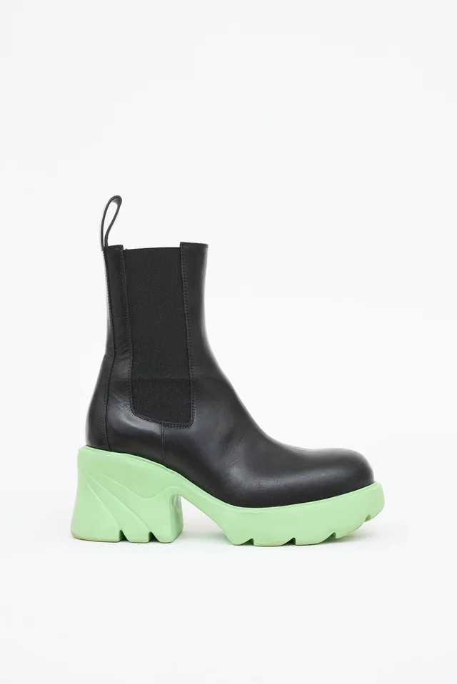 Bottega Veneta Flash Boot in Leather from VSP Consignment