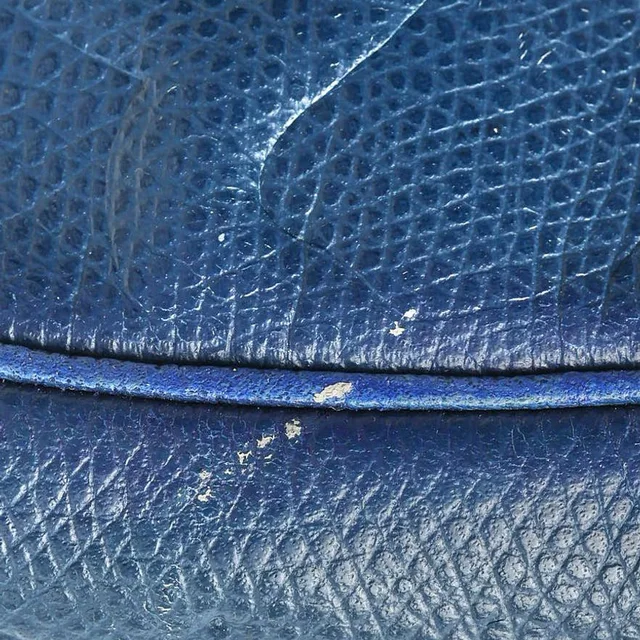 Saint Laurent Yves Bag in Leather from A Retro Tale, photo 7 of 11