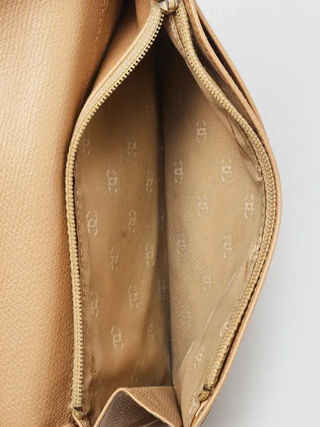 Chanel L Yen Wallet in Beige Caviar leather from Yoogis, photo 9 of 10