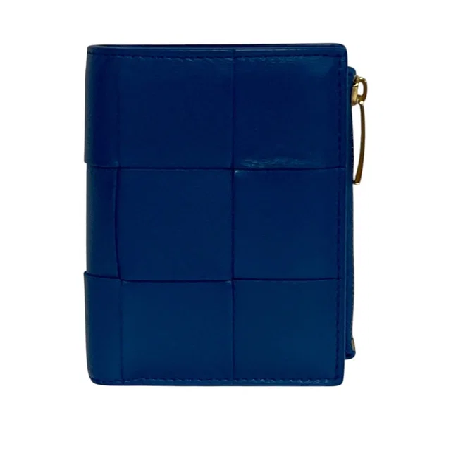Bottega Veneta Cassette Leather Wallet in Leather from LuxUness