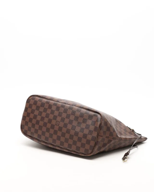 Louis Vuitton Damier Neverfull MM Tote Bag in Canvas from A Retro Tale, photo 4 of 8
