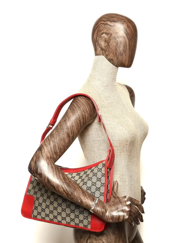 Gucci GG Messenger Bag in Canvas from A Retro Tale, photo 7 of 7