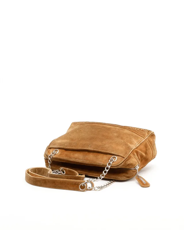Chanel CC Chain Bag in Suede from A Retro Tale, photo 4 of 12