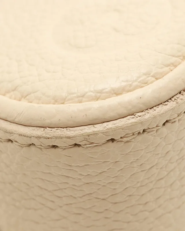 Louis Vuitton Monogram Empreinte Easy Pouch on Strap Bag in Canvas from A Retro Tale, photo 6 of 9