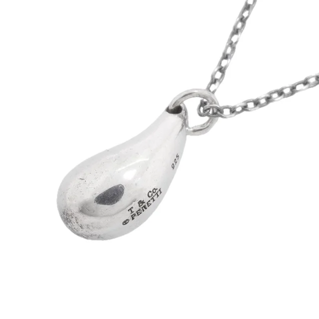 Tiffany & Co. Necklace Teardrop 925 Sterling Silver in Silver from The Reluxe